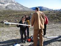 Au travail sur le site du fjord Ekalugad